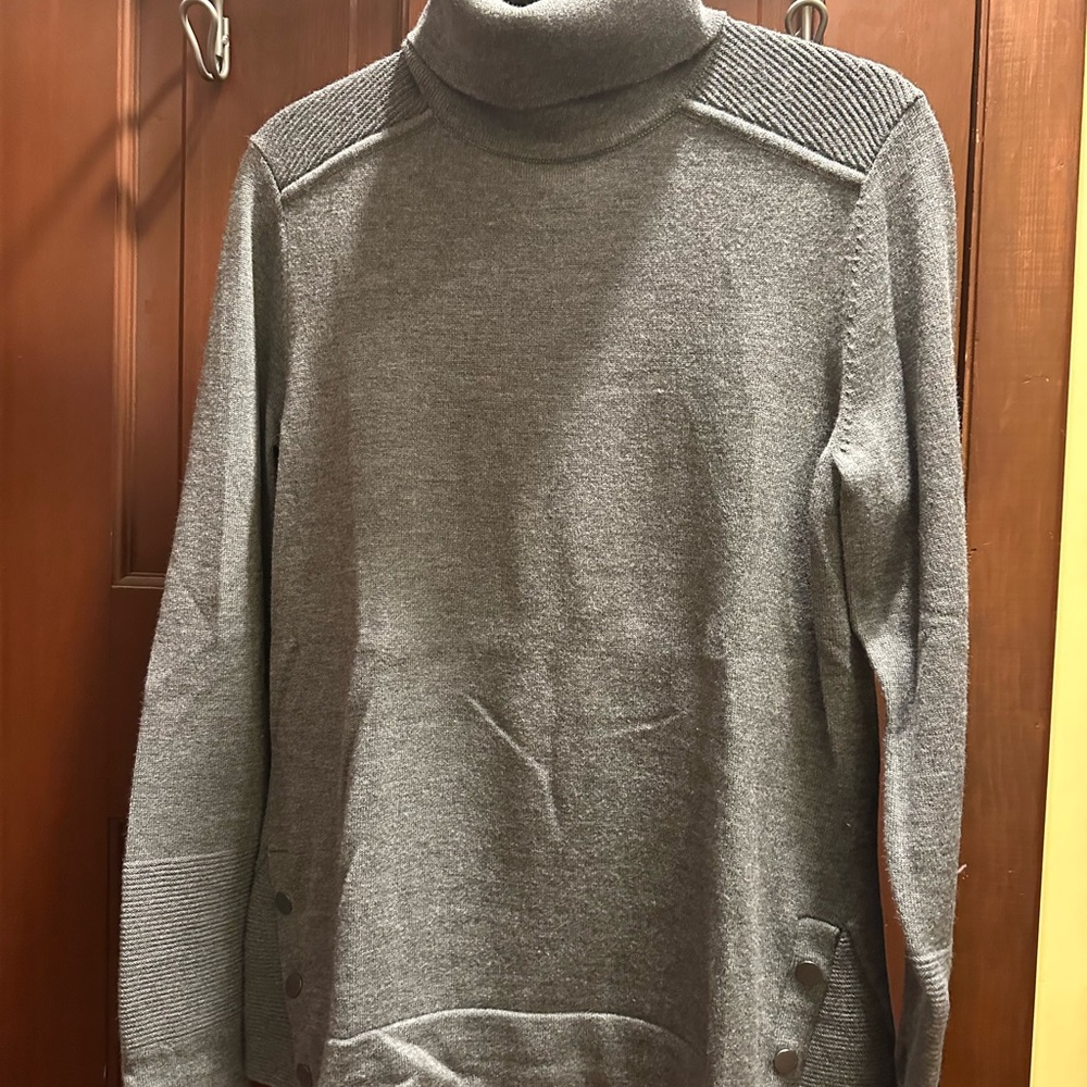 Athleta Charcoal Turtleneck Sweater